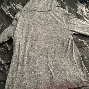 VS hooded shirt